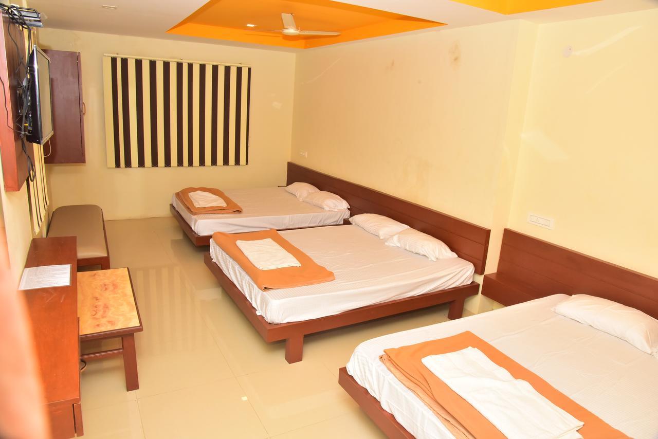 Bright Palace Restaurant And Residency Shimoga Ngoại thất bức ảnh