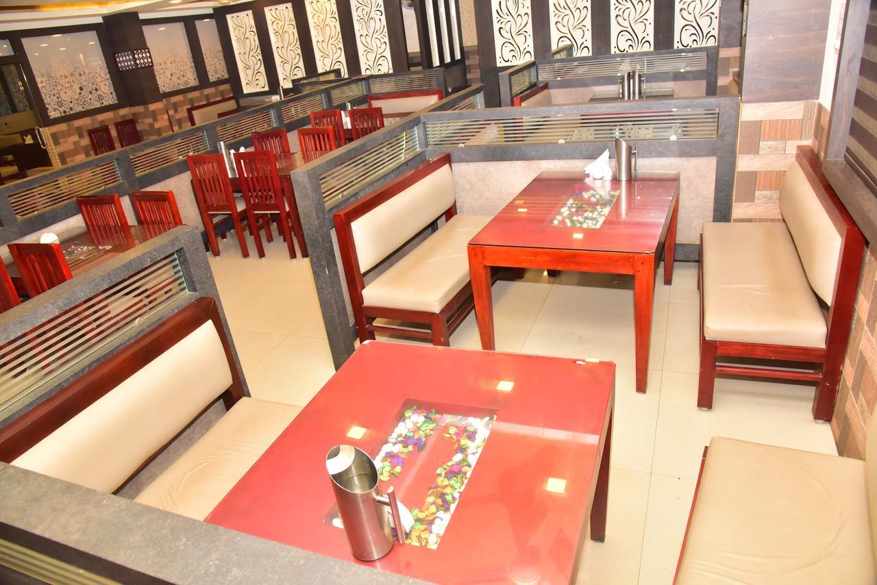 Bright Palace Restaurant And Residency Shimoga Ngoại thất bức ảnh